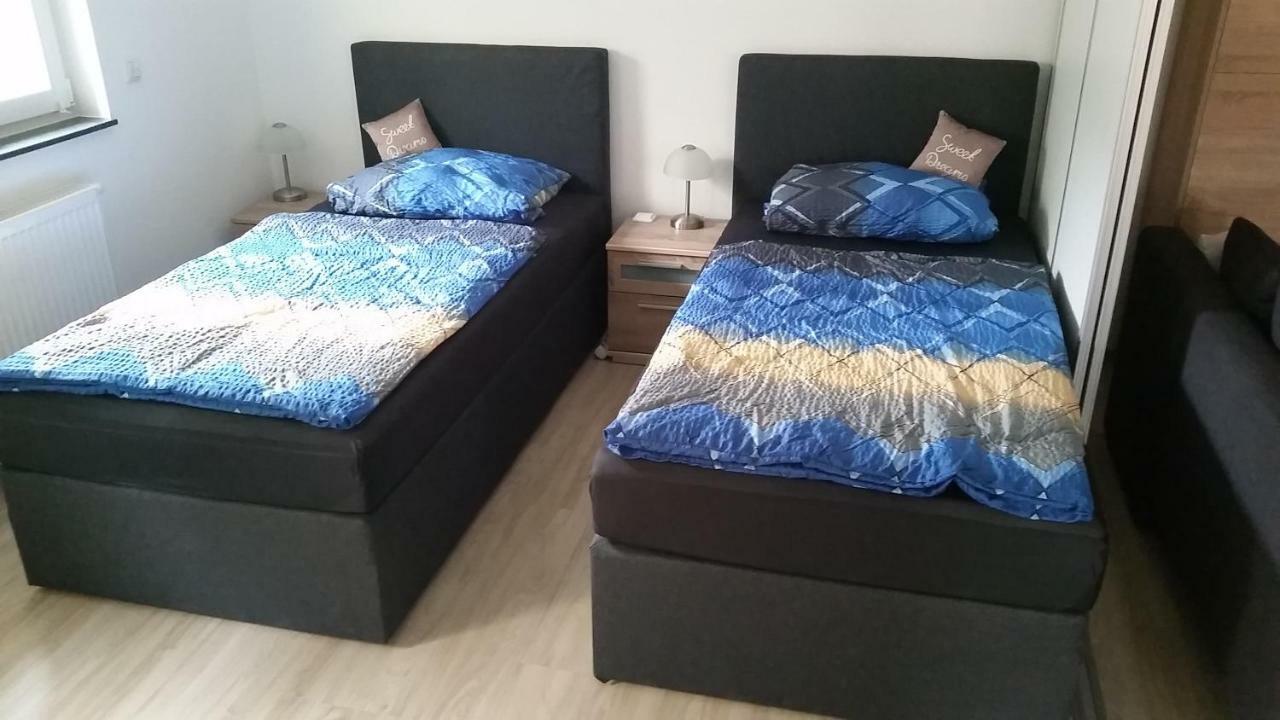 Ferienwohnung Sandra Хоккенхайм Экстерьер фото